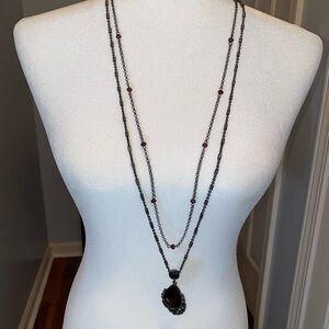 White House Black Market Elegant Black and Red Necklace